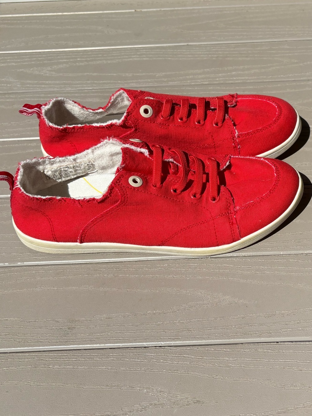 Vionic Women 9 Pismo Canvas Sneakers Bright Red Poppy Colorful Comfy Casual Fun